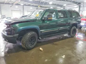 Chevrolet Suburban 8.1L 8 2001