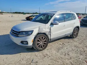 Volkswagen Tiguan 2.0L 4 2013