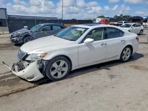 Lexus LS 4.6L 8 2010