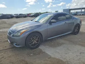 Infiniti G37 3.7L 6 2012