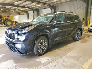 Toyota Highlander 2.4L 4 2024
