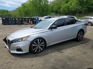 Nissan Altima 2.5L 4 2019
