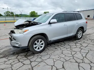 Toyota Highlander 3.5L 6 2013