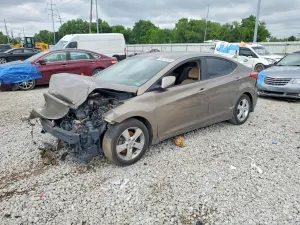Hyundai Elantra 1.8L 4 2013