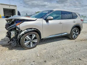Nissan Rogue 2.5L 4 2021