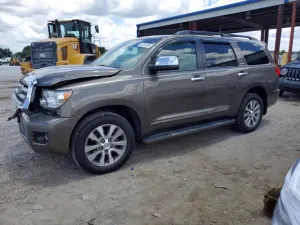 Toyota Sequoia 5.7L 8 2017