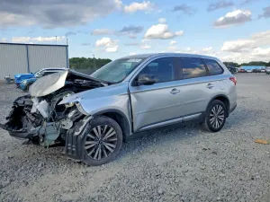 Mitsubishi Outlander 2.4L 4 2019