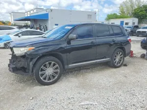 Toyota Highlander 2.7L 4 2013