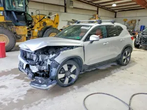 Volvo XC40 2.0L 4 2019