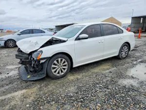Volkswagen Passat 1.8L 4 2015