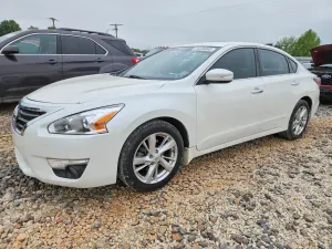 Nissan Altima 2.5L 4 2015