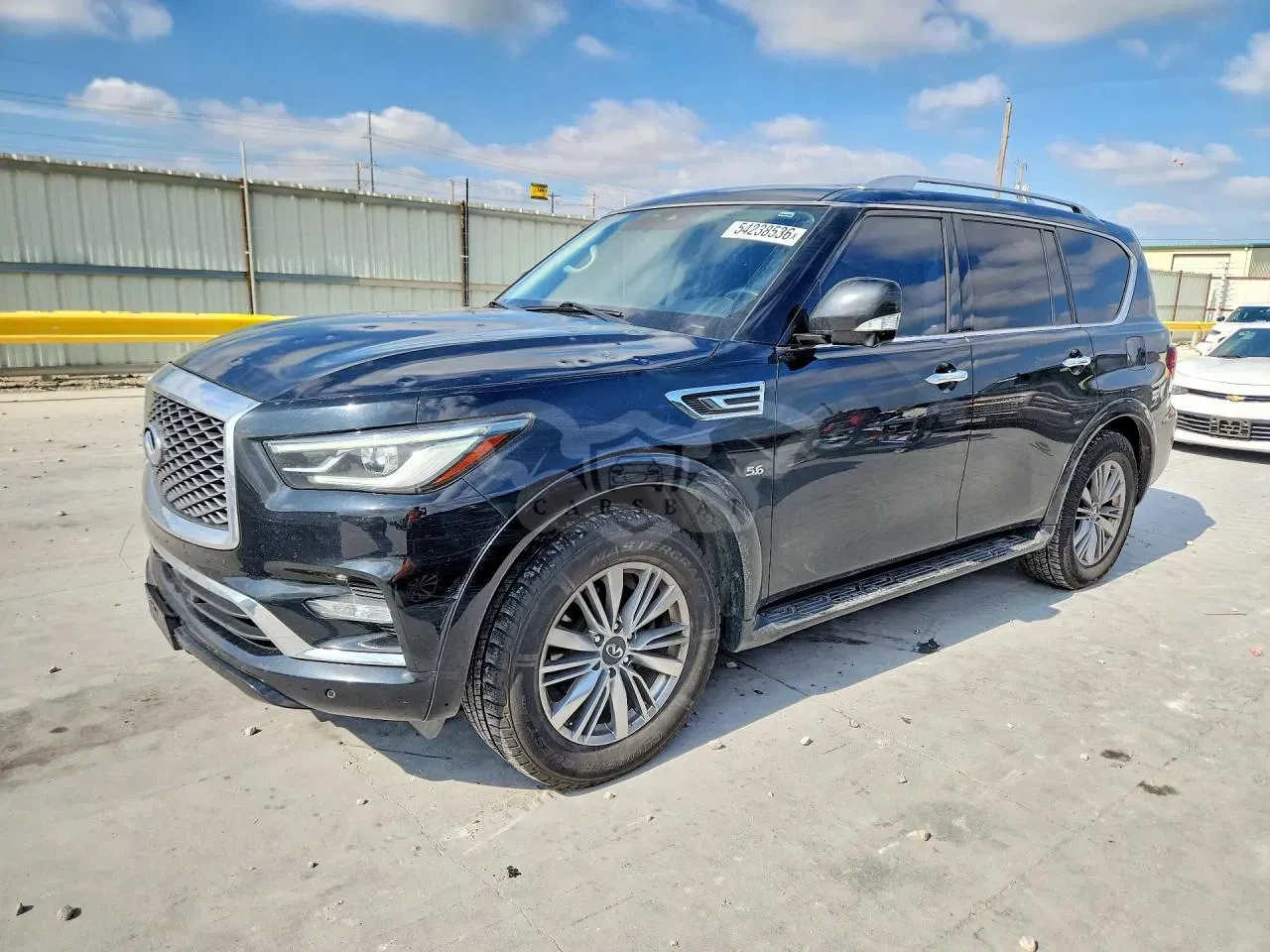 Infiniti QX80 5.6L 8 2020