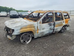 Jeep Grand Cherokee 4.0L 6 2004
