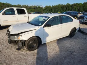 Volkswagen Jetta 2.0L 4 2012