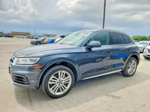 Audi Q5 2.0L 4 2018