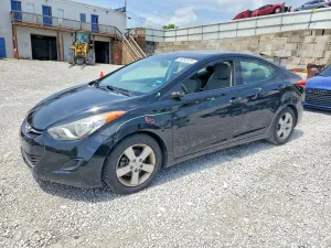 Hyundai Elantra 1.8L 4 2013