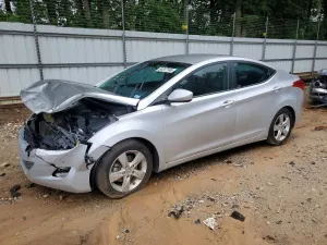 Hyundai Elantra 1.8L 4 2013