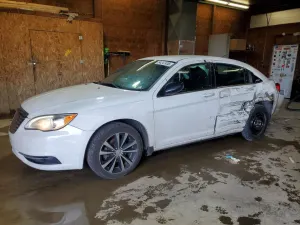 Chrysler 200 2013