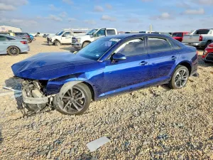 Audi A4 2.0L 4 2019