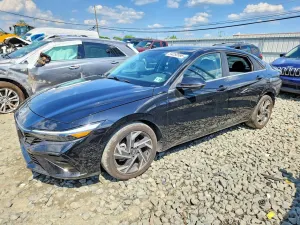 Hyundai Elantra 2.0L 4 2024