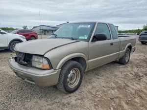 GMC Sonoma 2.2L 4 2003