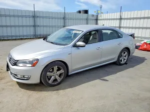 Volkswagen Passat 1.8L 4 2015
