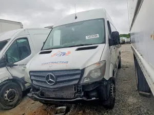 Mercedes-Benz Sprinter 3.0L 6 2015