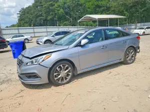Hyundai Sonata 2.0L 4 2015