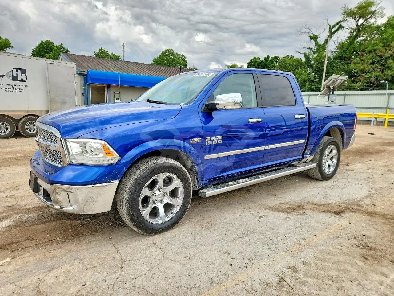 RAM 1500 5.7L 8 2015
