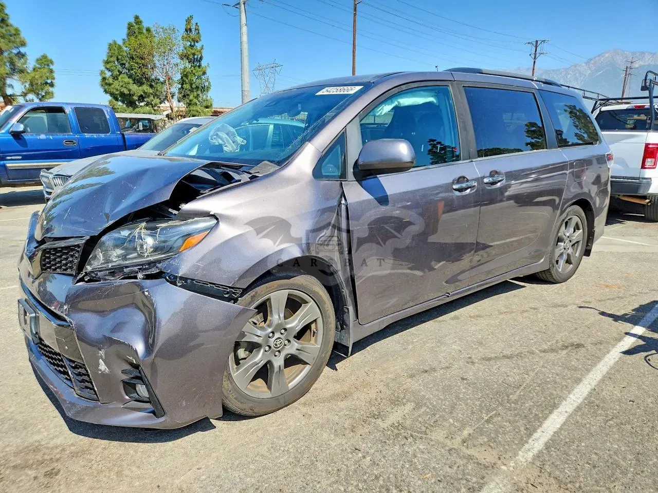 Toyota Sienna 3.5L 6 2020