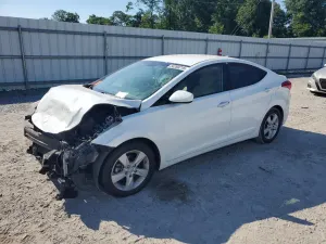 Hyundai Elantra 1.8L 4 2013