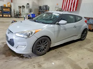 Hyundai Veloster 1.6L 4 2013