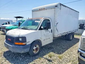 GMC Savana 6.0L 8 2004