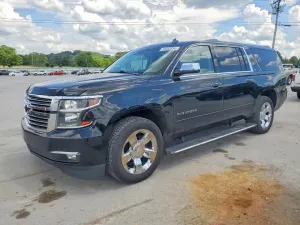 Chevrolet Suburban 5.3L 8 2015