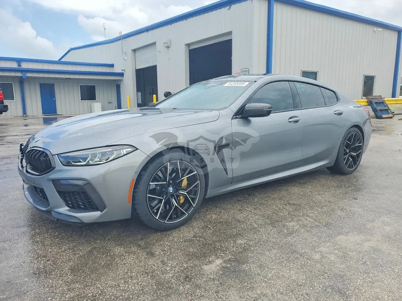 BMW M8 4.4L 8 2024