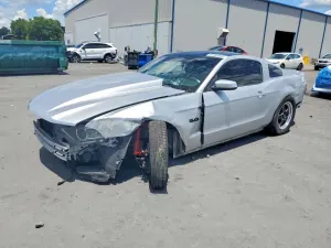Ford Mustang 5.0L 8 2012