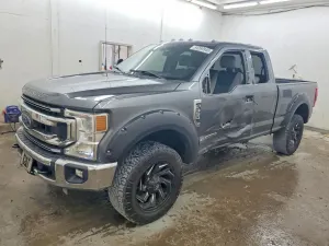 Ford F-350 6.7L 8 2022