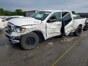 RAM 1500 5.7L 8 2019
