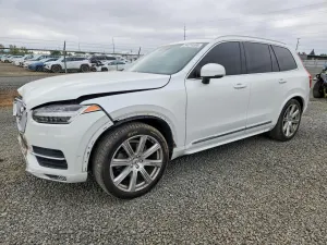 Volvo XC90 2.0L 4 2017