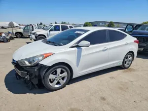 Hyundai Elantra 1.8L 4 2013
