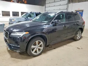 Volvo XC90 2.0L 4 2016