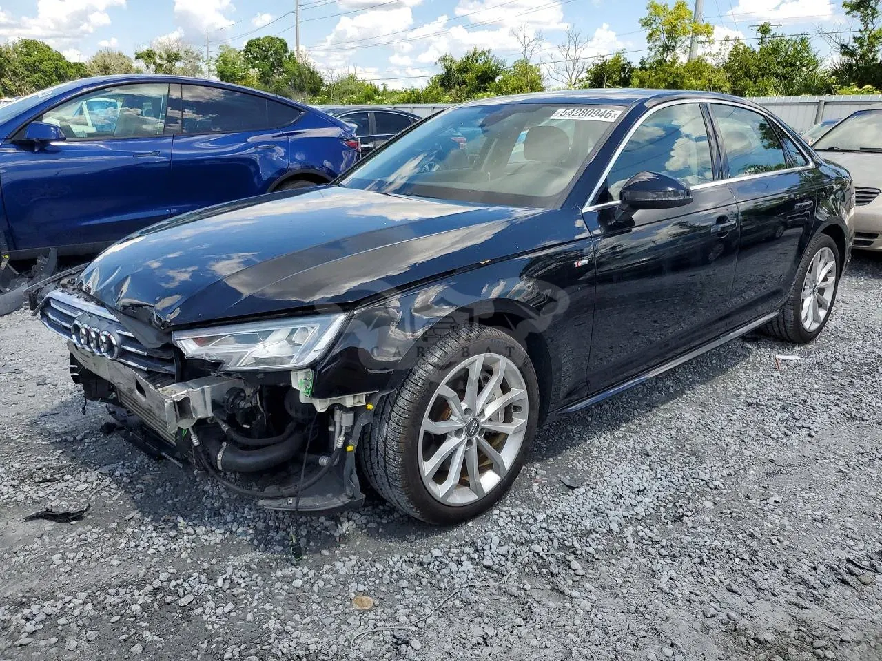Audi A4 2.0L 4 2019