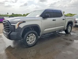 Toyota Tundra 3.4L 6 2023