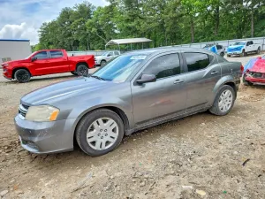 Dodge Avenger 2.4L 4 2013