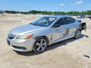 Acura ILX 2.0L 4 2013