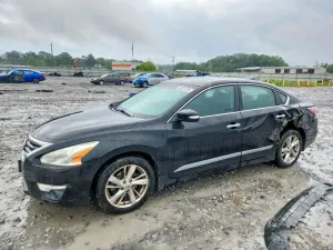 Nissan Altima 2.5L 4 2015