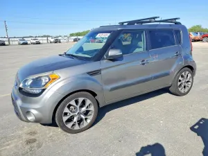 Kia Soul 2.0L 4 2013