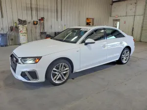 Audi A4 2.0L 4 2020