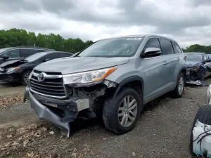 Toyota Highlander 3.5L 6 2014