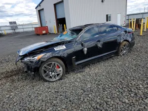 Kia Stinger 3.3L 6 2021